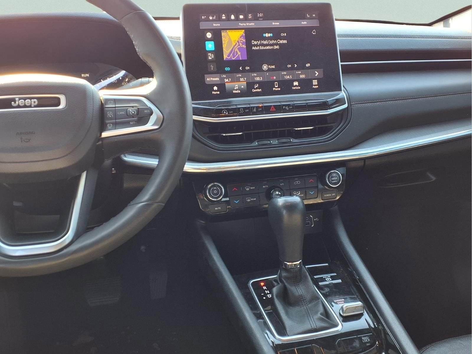 2023 Jeep Compass — detail view